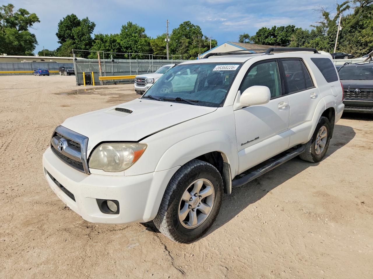 2007 Toyota 4Runner SR5, VIN JTEBU14R270110971 — Крыша