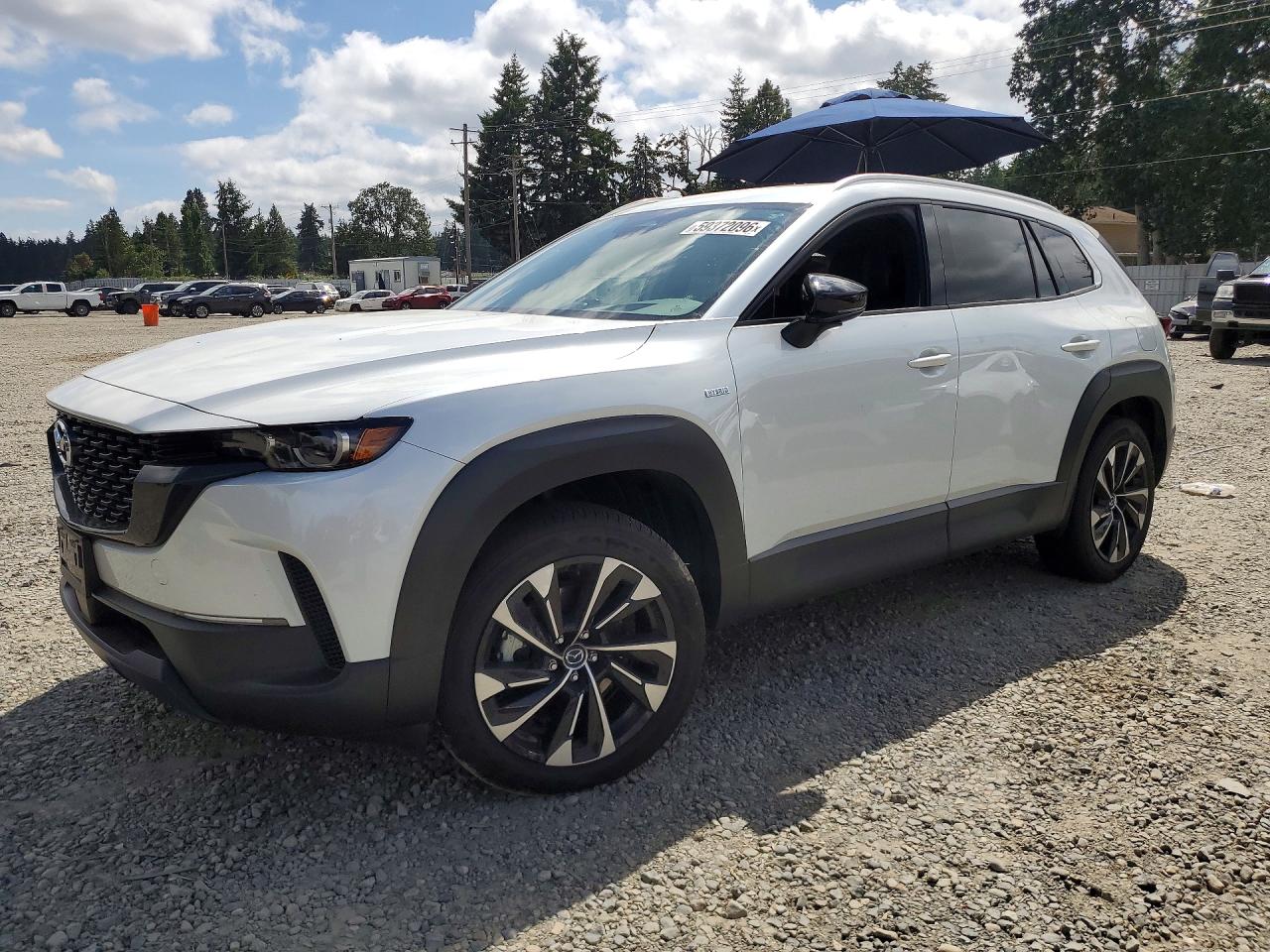 2025 Mazda CX-50 Hybrid Premium Plus Package, VIN 7MMVAAEW5SN122817 — Front end