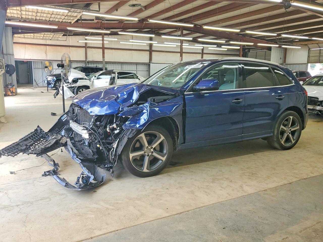 2016 Audi Q5 Premium Plus, VIN WA1D7AFP9GA123463 — Front end