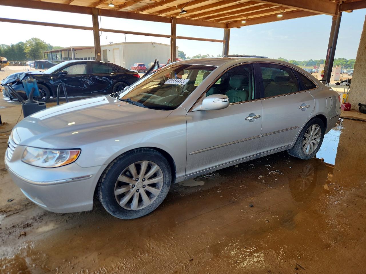2010 Hyundai Azera Limited, VIN KMHFC4DF6AA483203 — Бок