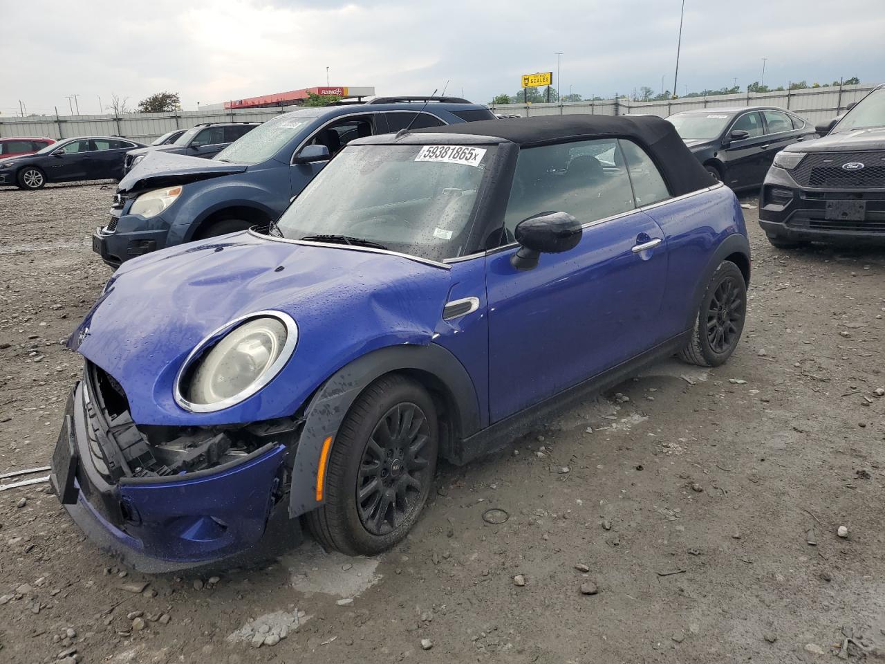 2020 MINI Convertible Cooper, VIN WMWWJ3C07L3L92592 — Перед