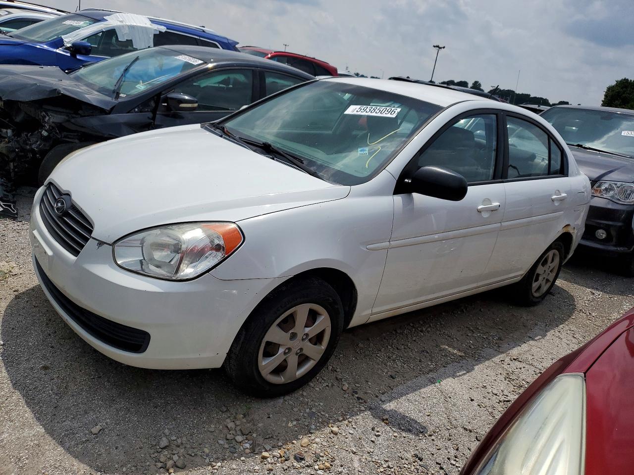 2011 Hyundai Accent GLS, VIN KMHCN4AC4BU612370 — Normal wear