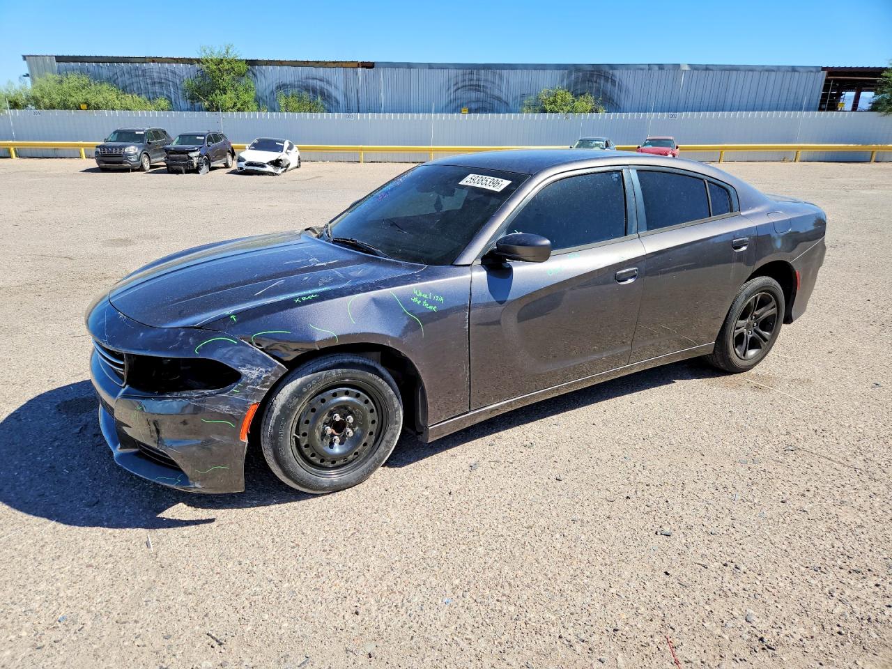 2015 Dodge Charger SE, VIN 2C3CDXBG2FH753784 — Front end
