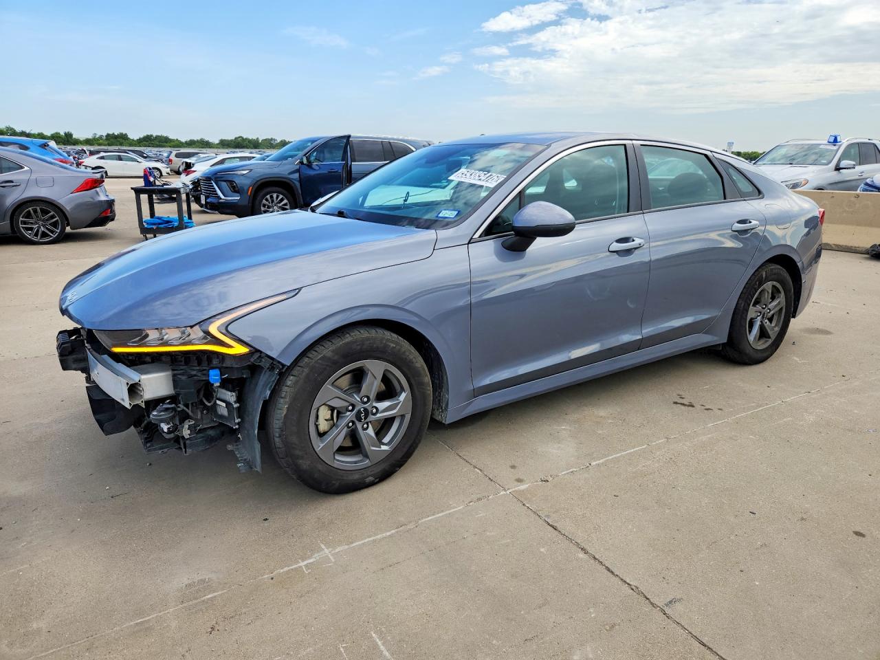2023 Kia K5 LXS, VIN 5XXG14J25PG194679 — Front end
