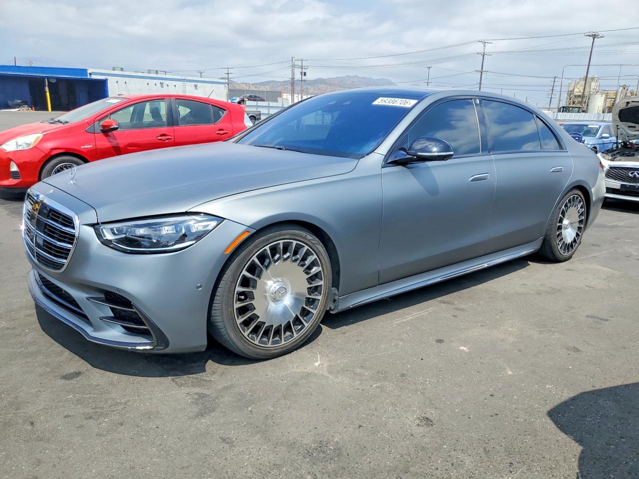 2023 Mercedes-Benz S 580, VIN W1K6G7GB3PA201326 — Minor dents and scratches