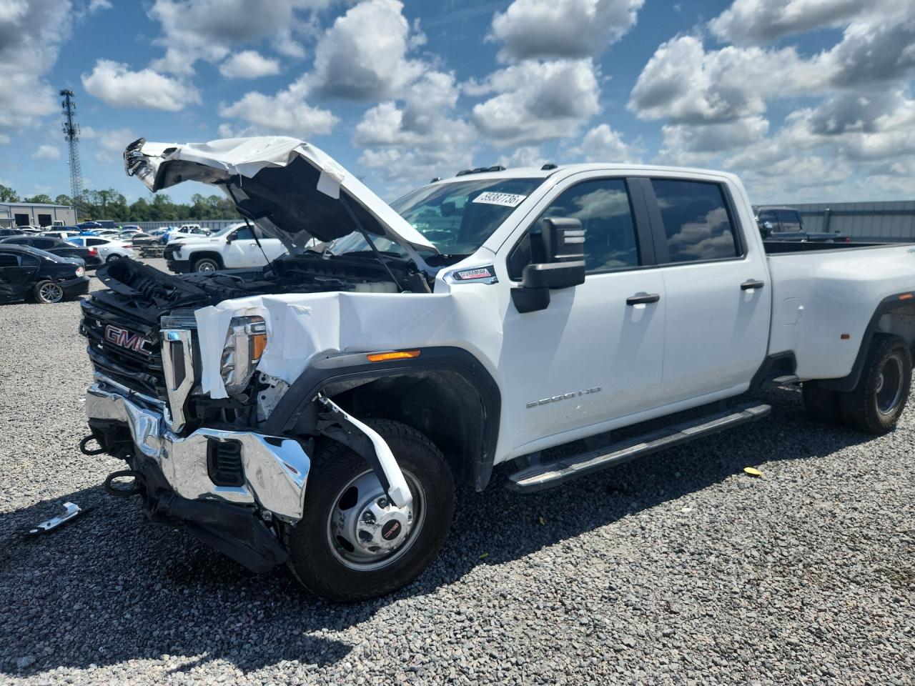2023 GMC Sierra 3500HD Pro, VIN 1GT49SEY8PF107905 — Front end