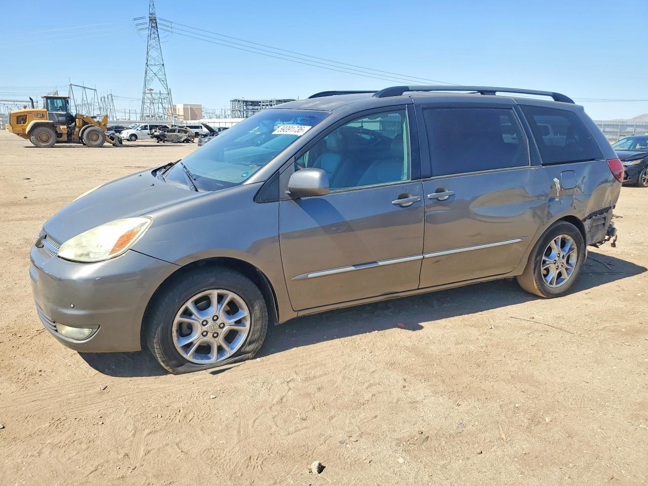 2005 Toyota Sienna XLE Limited, VIN 5TDZA22C35S326371 — Rear end