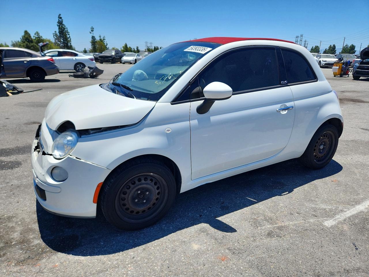 2013 FIAT 500 Pop, VIN 3C3CFFDR4DT684460 — Перед