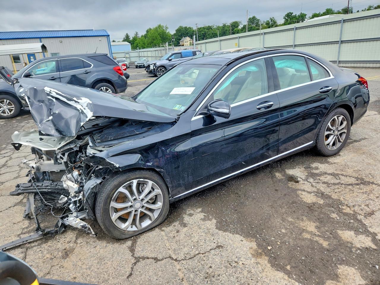 2016 Mercedes-Benz C 300, VIN 55SWF4KB5GU130011 — Front end
