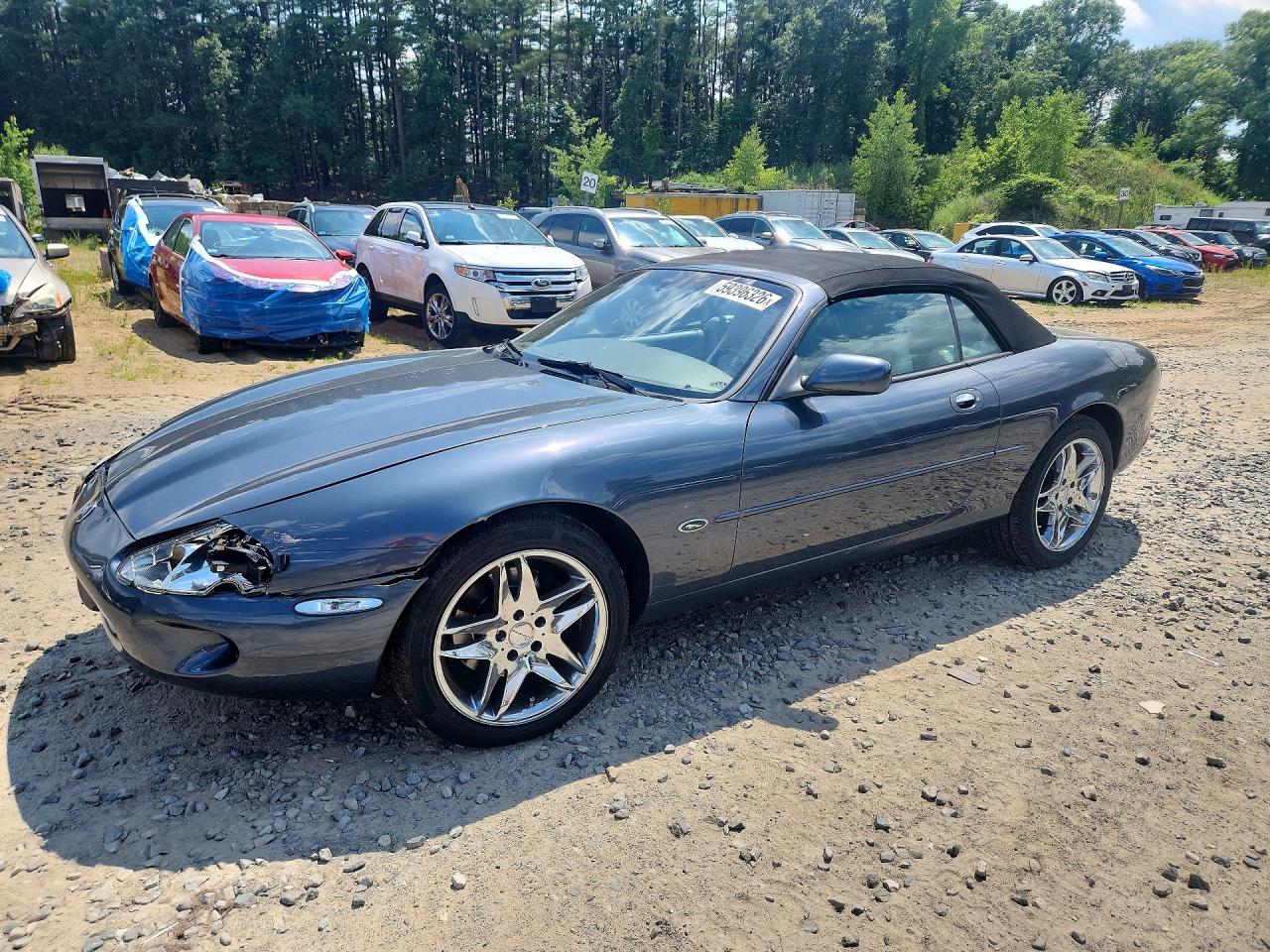 2000 Jaguar XK, VIN SAJJA42C7YNA07854 — Front end