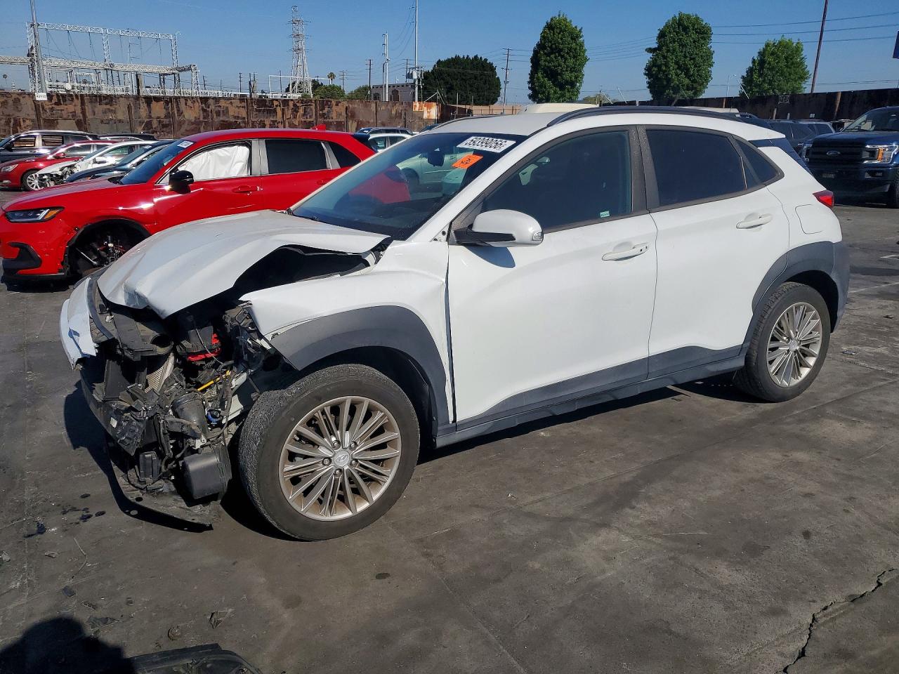 2018 Hyundai Kona SEL, VIN KM8K22AA3JU111654 — Front end