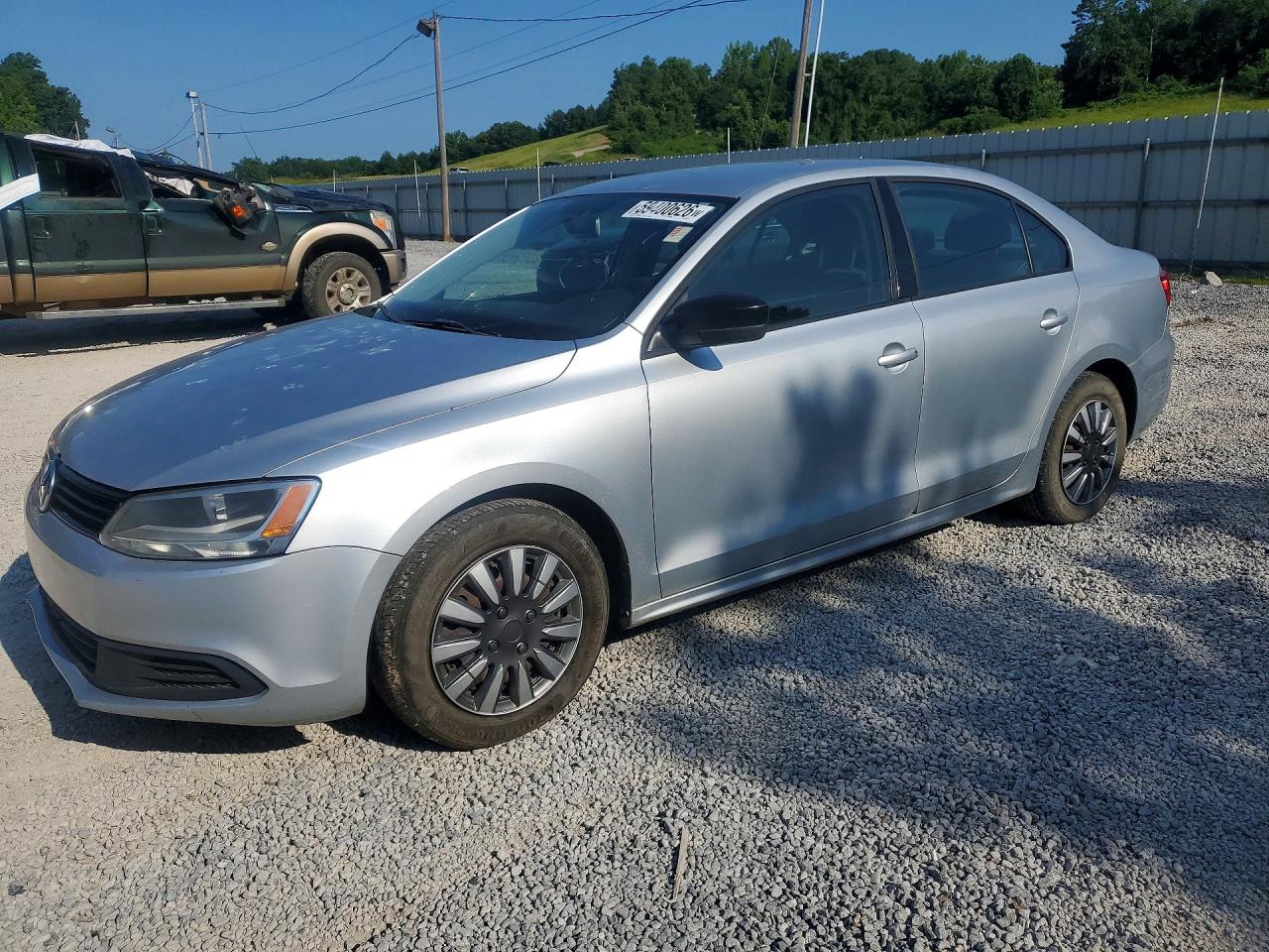 2011 Volkswagen Jetta, VIN 3VW2K7AJ1BM395743 — Мелкие вмятины и царапины