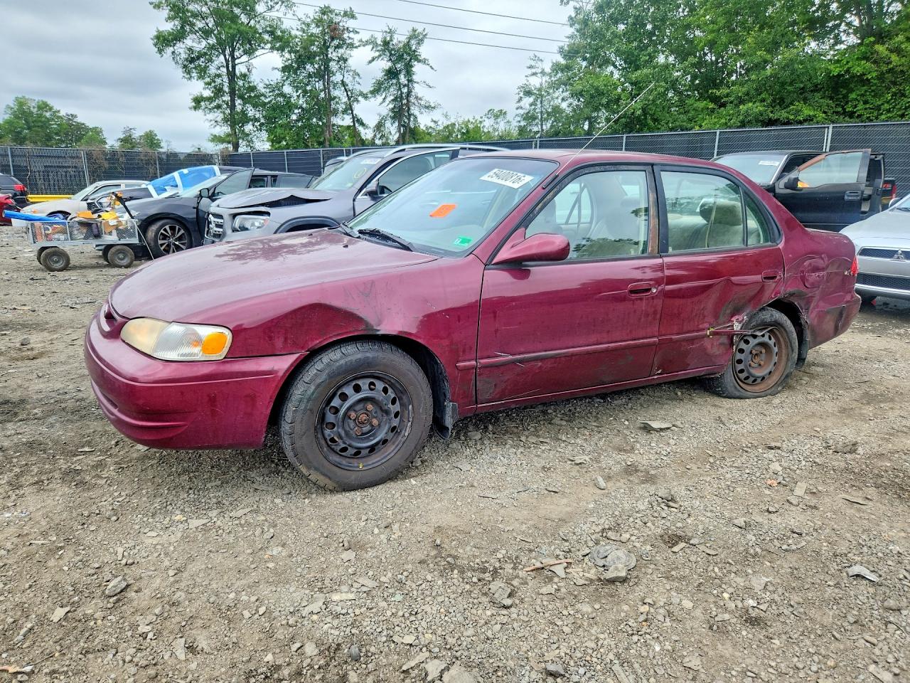 1998 Toyota Corolla LE, VIN 2T1BR18E1WC092433 — Side