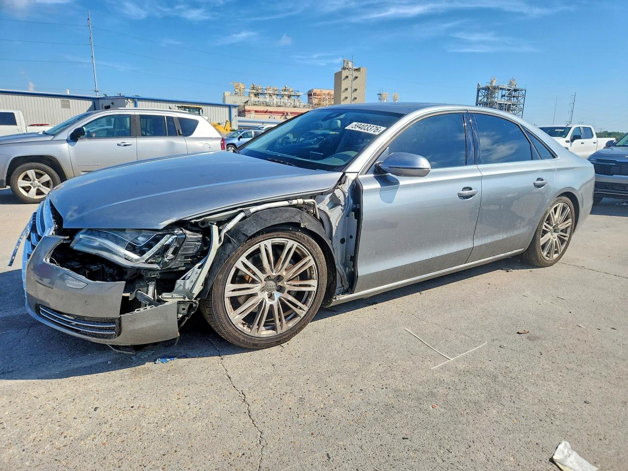 2013 Audi A8 3.0L, VIN WAUAGAFD7DN030439 — Front end