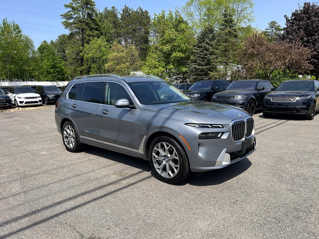 2024 BMW X7 xDrive40i, VIN 5UX23EM00R9S52720 — Minor dents and scratches