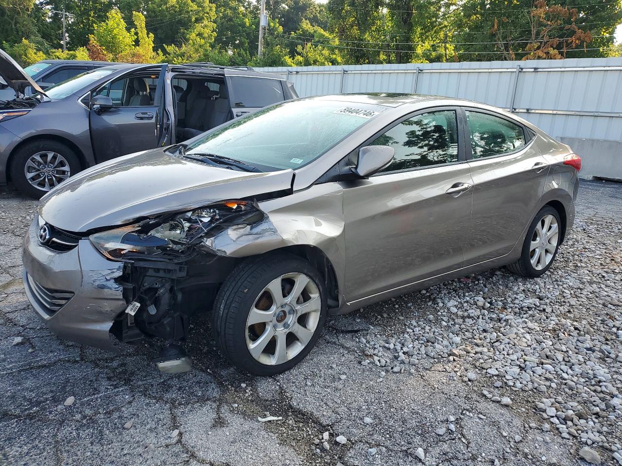 2012 Hyundai Elantra Limited, VIN 5NPDH4AE8CH101452 — Front end