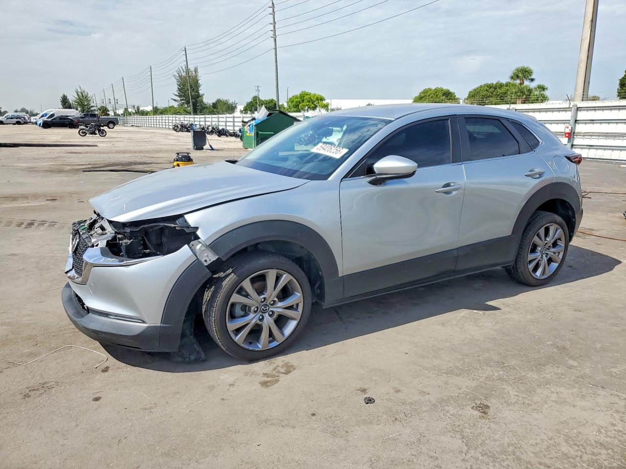 2021 Mazda CX-30 Select, VIN 3MVDMABL1MM259729 — Front end