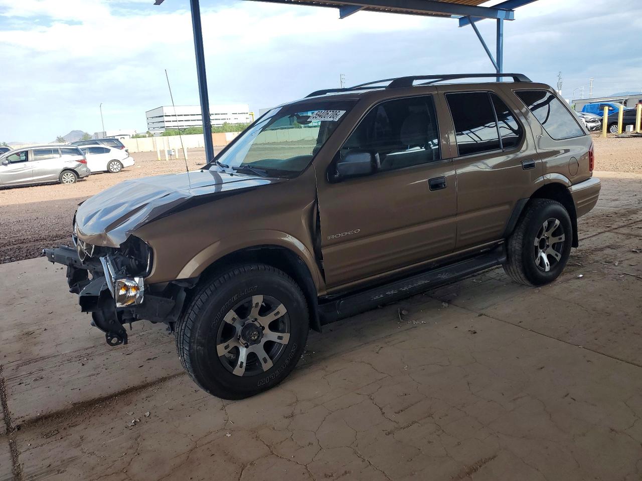 2002 Isuzu Rodeo S, VIN 4S2CK58W324300290 — Перед