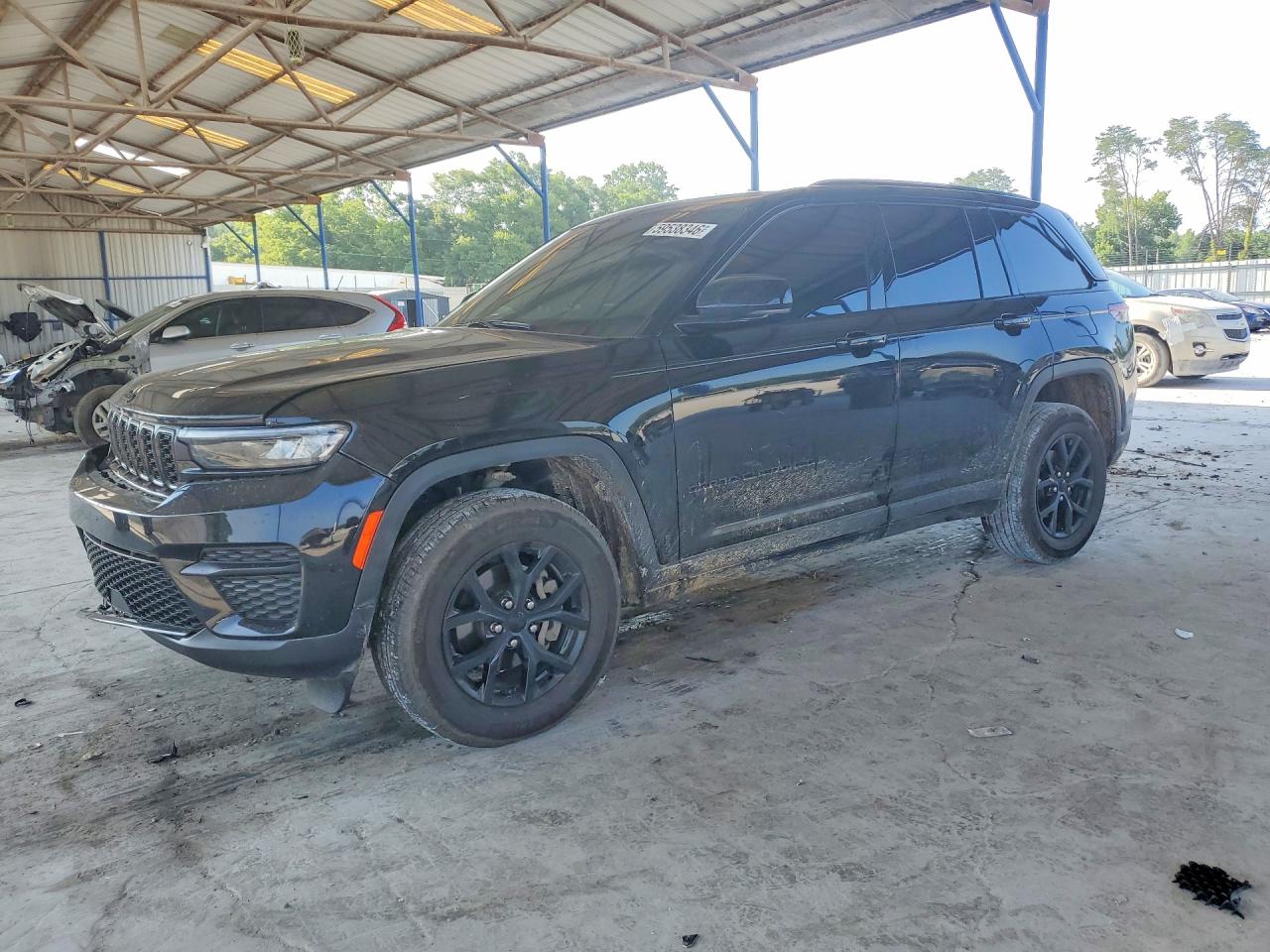 2024 Jeep Grand Cherokee Altitude, VIN 1C4RJHAG3R8950849 — Front end