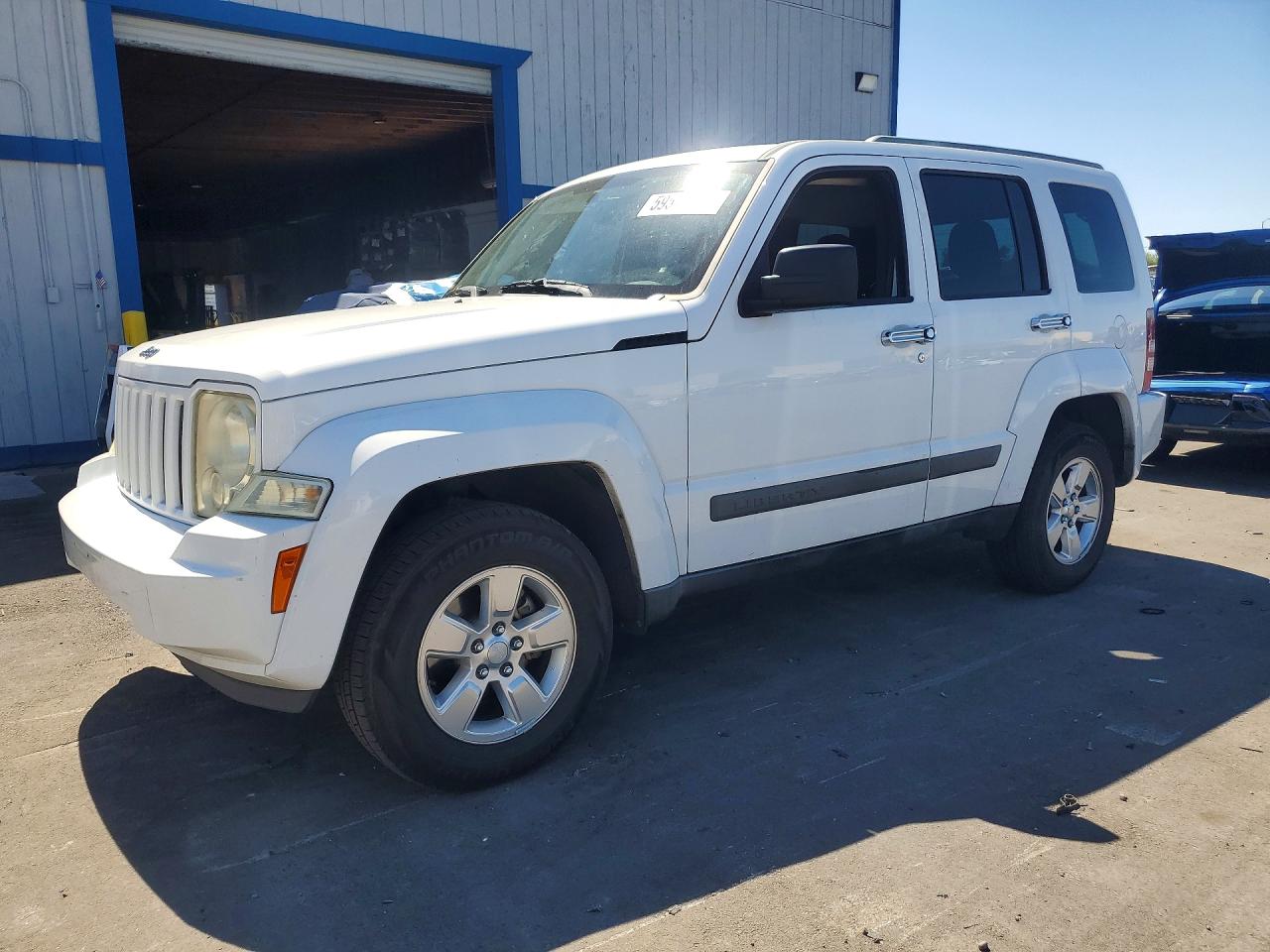 2012 Jeep Liberty Sport Latitude, VIN 1C4PJLAK8CW116710 — Механическое