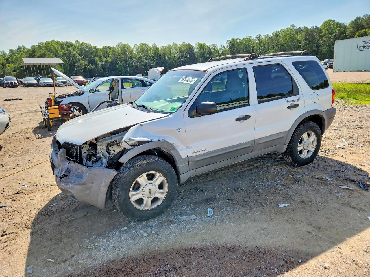 2002 Ford Escape XLT Choice, VIN 1FMYU04152KA25232 — Перед