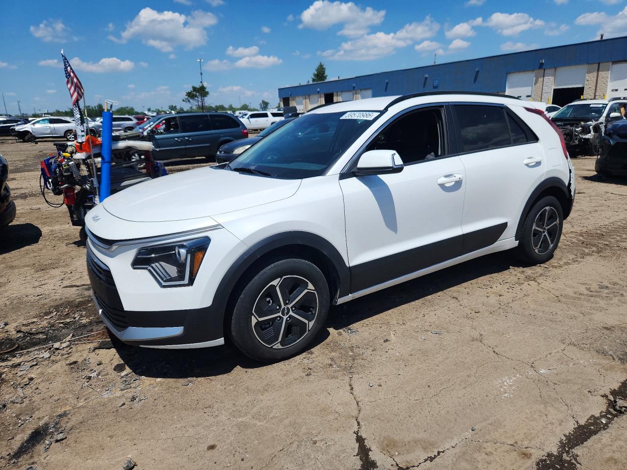 2023 Kia Niro EX, VIN KNDCR3LE9P5109906 — Rear end
