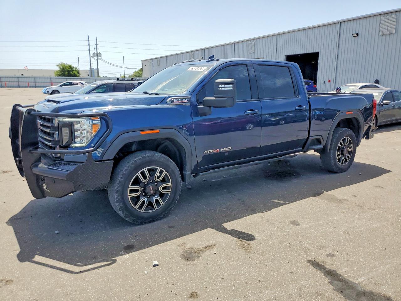 2023 GMC Sierra 2500HD AT4, VIN 1GT49PEY1PF167182 — Front end