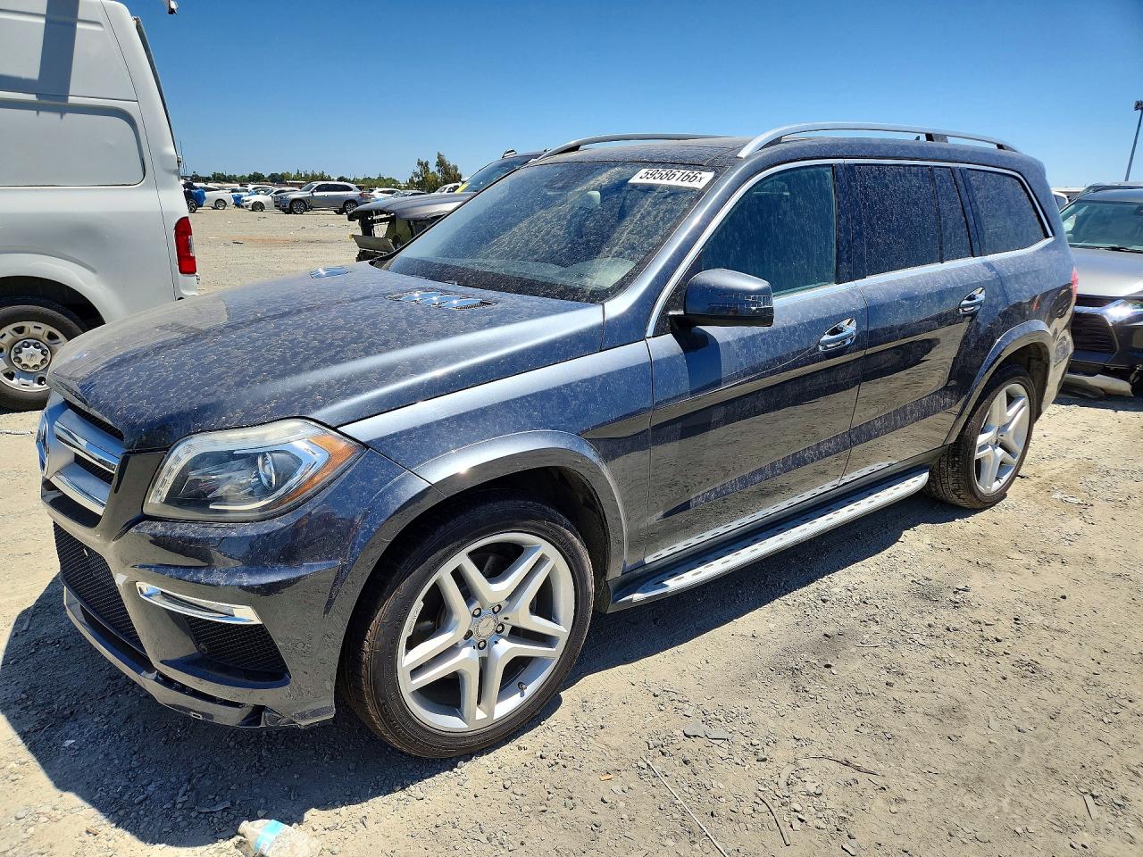 2015 Mercedes-Benz GL 550, VIN 4JGDF7DE2FA475498 — Rear end