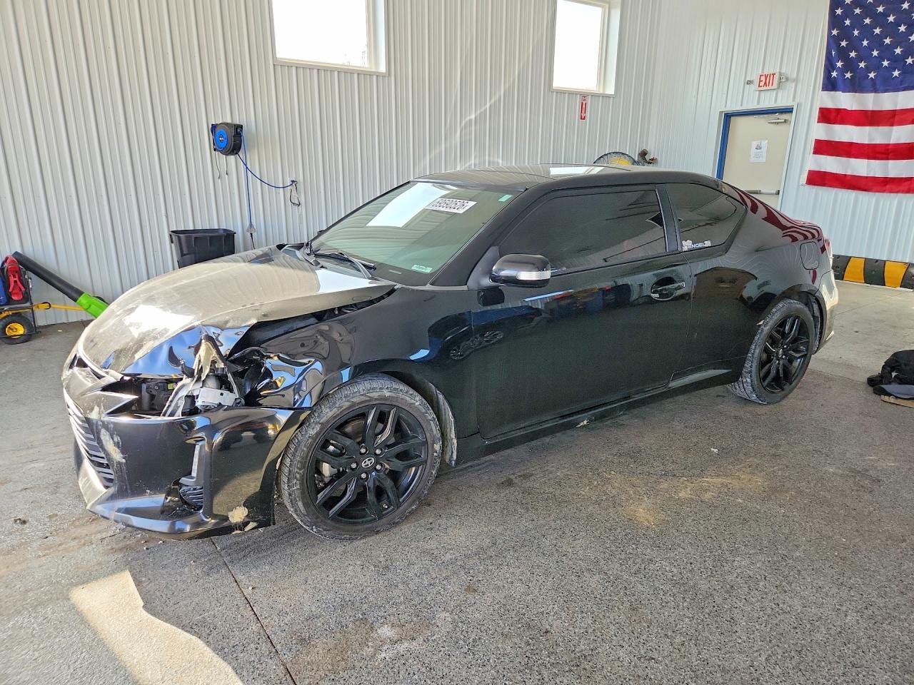 2014 Scion tC, VIN JTKJF5C78E3080218 — Front end