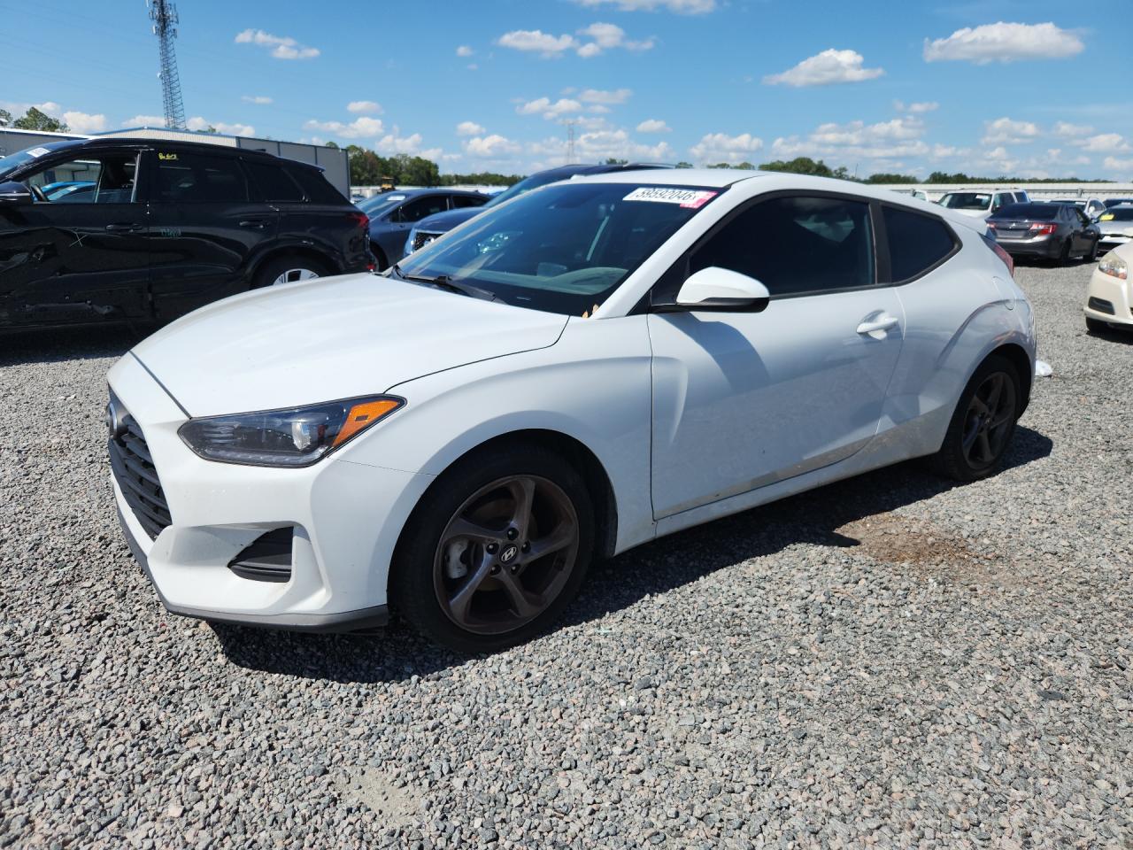2020 Hyundai Veloster Premium, VIN KMHTG6AF4LU024695 — Мелкие вмятины и царапины
