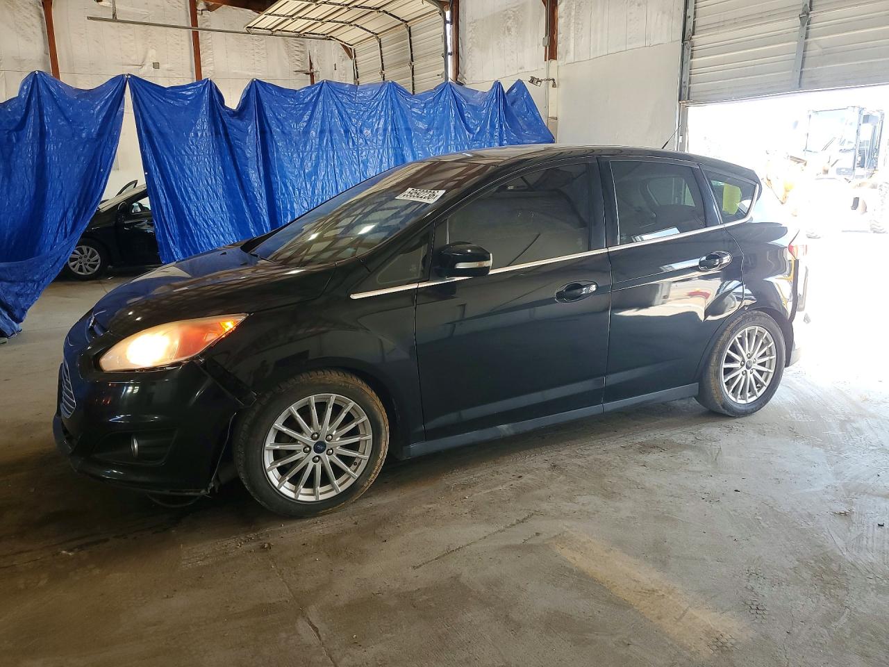 2016 Ford C-Max SEL, VIN 1FADP5BU4GL109957 — Перед