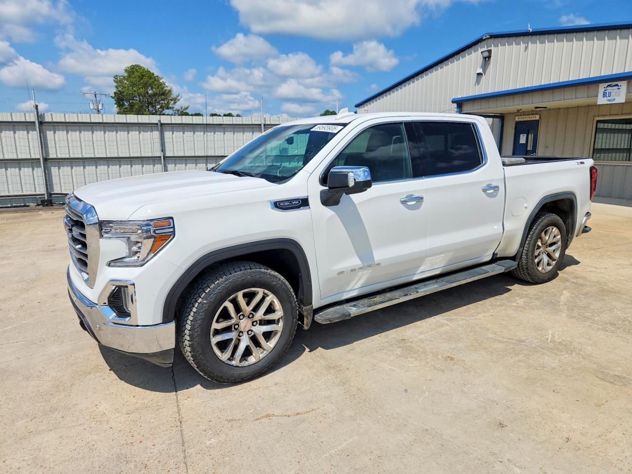 2020 GMC Sierra 1500 SLT, VIN 3GTU9DED8LG244697 — Partial repair