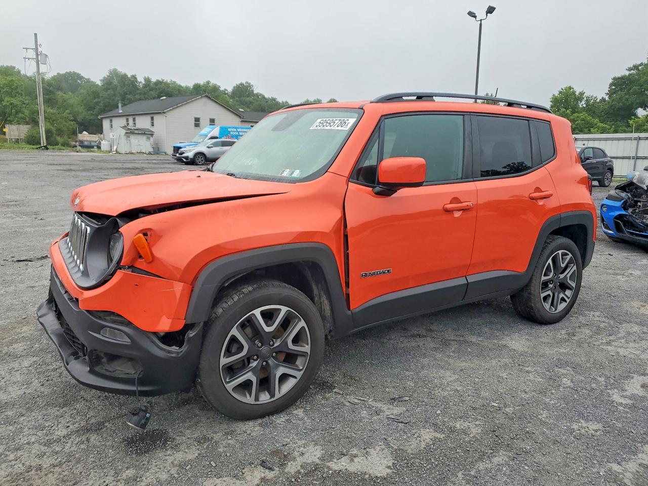 2018 Jeep Renegade Latitude, VIN ZACCJBBBXJPH69184 — Front end