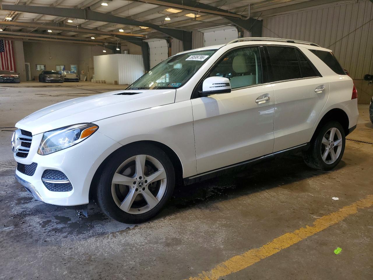 2018 Mercedes-Benz GLE 350, VIN 4JGDA5HB6JB095893 — Front end