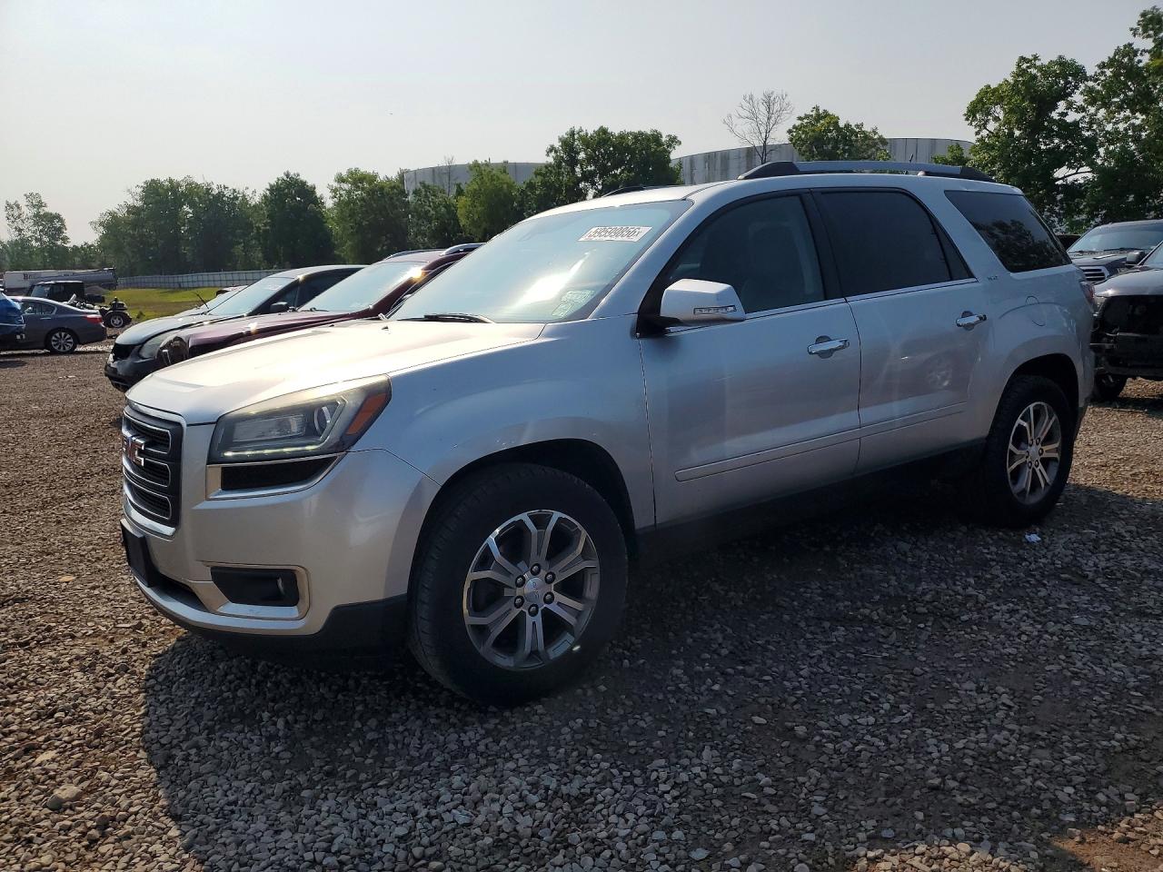 2015 GMC Acadia SLT, VIN 1GKKVRKD4FJ365206 — Side