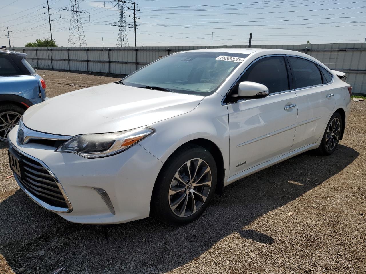 2017 Toyota Avalon Hybrid XLE Plus, VIN 4T1BD1EB2HU058947 — Rear end