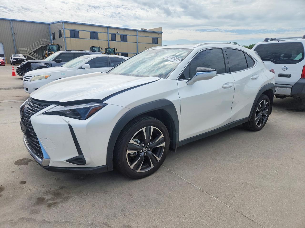 2025 Lexus UX 300h, VIN JTHYBJAH2S2026712 — Water / flood
