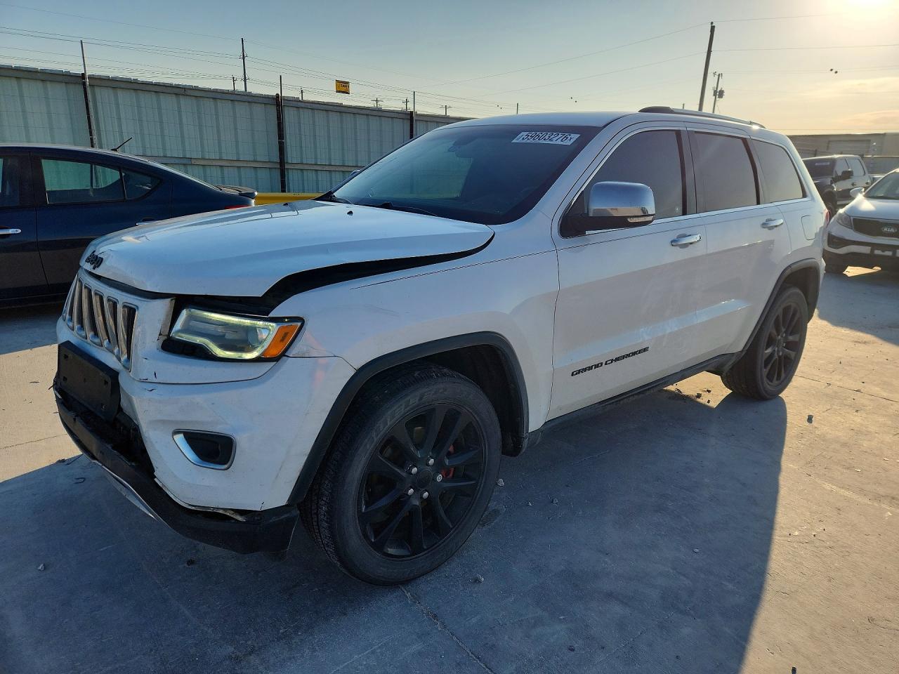 2016 Jeep Grand Cherokee Limited, VIN 1C4RJEBG8GC329033 — Front end