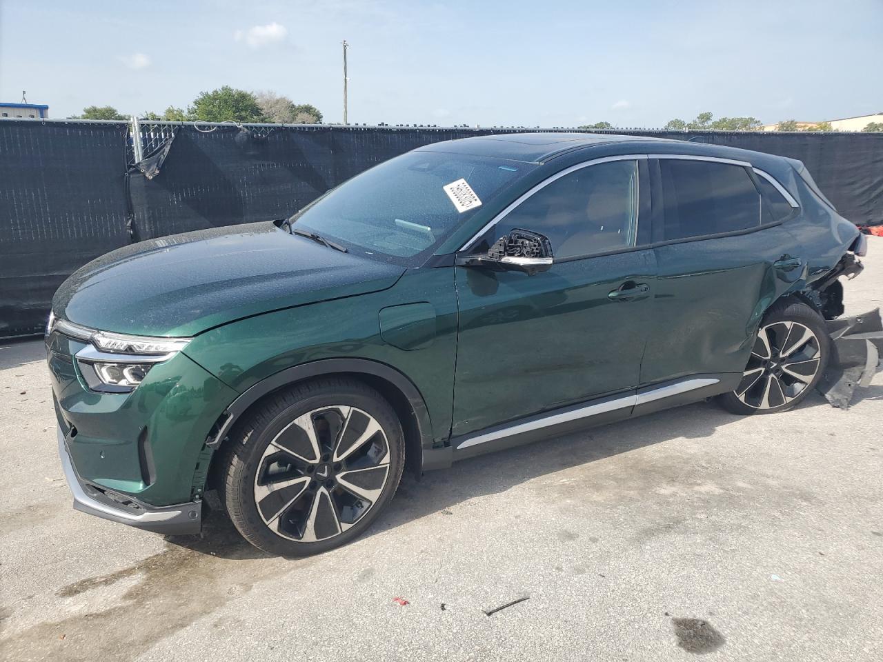 2025 VinFast VF 8 Plus, VIN RLLV1AFA2SH011357 — Undercarriage