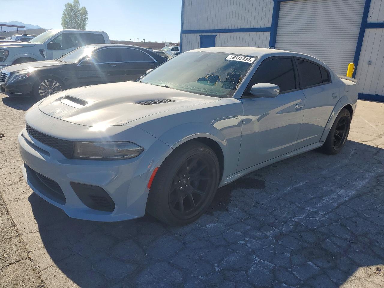 2022 Dodge Charger SRT Hellcat Widebody, VIN 2C3CDXL97NH102844 — Вандализм