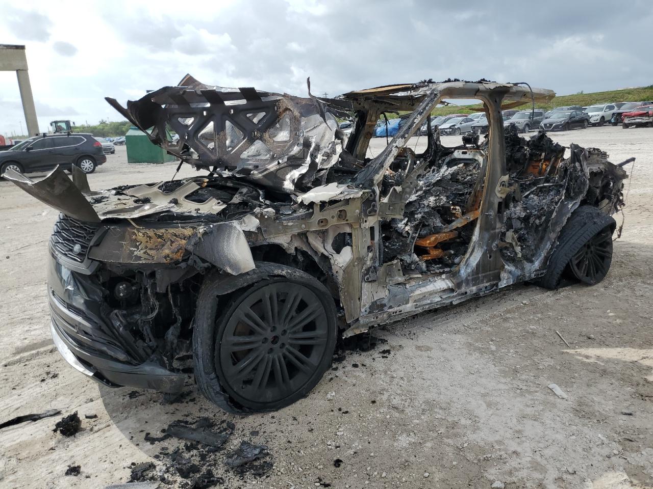 2024 Land Rover Range Rover SE, VIN SALKP9FUXRA209765 — Burn