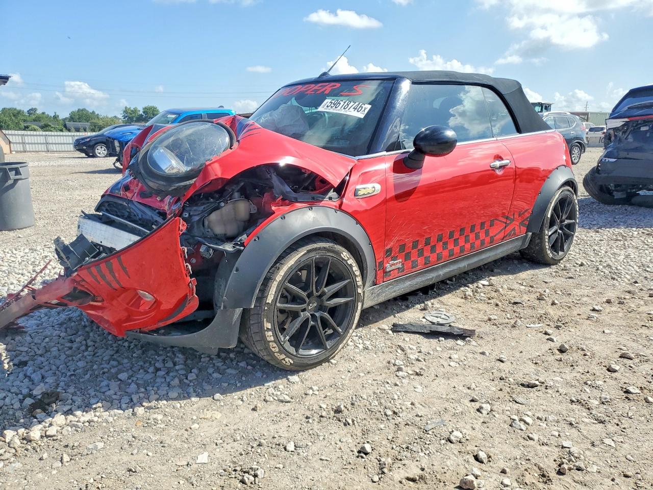 2019 MINI Convertible Cooper S, VIN WMWWG9C51K3F66591 — Front end