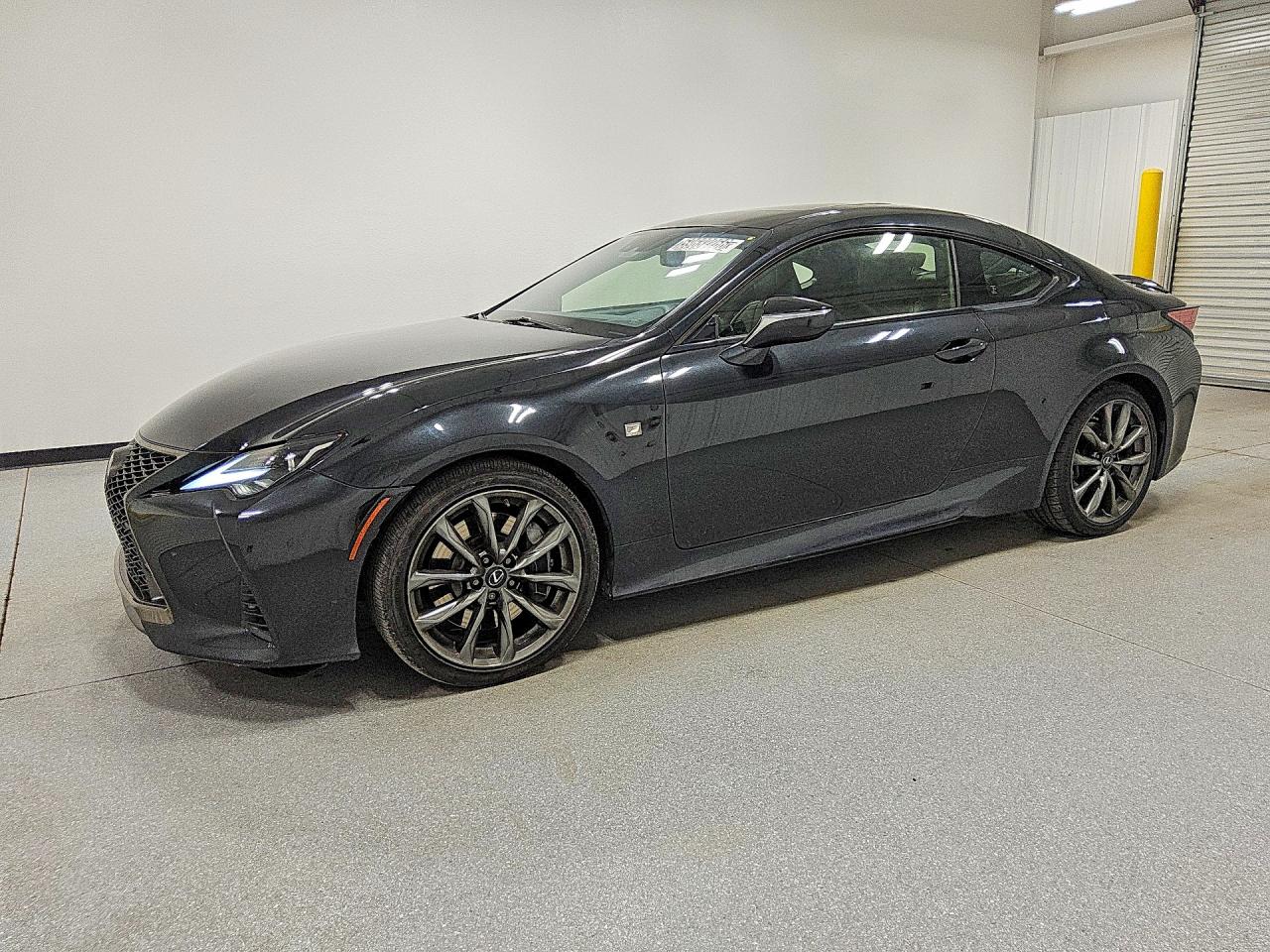 2019 Lexus RC 300 F Sport, VIN JTHHA5BC5K5009852 — Град