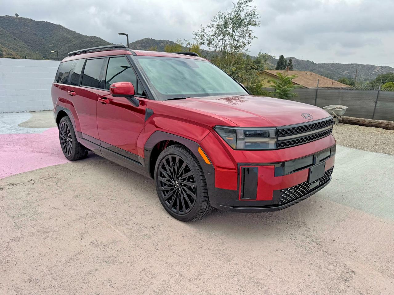 2025 Hyundai Santa Fe Calligraphy, VIN 5NMP5DGL5SH125182 — Prior damage history