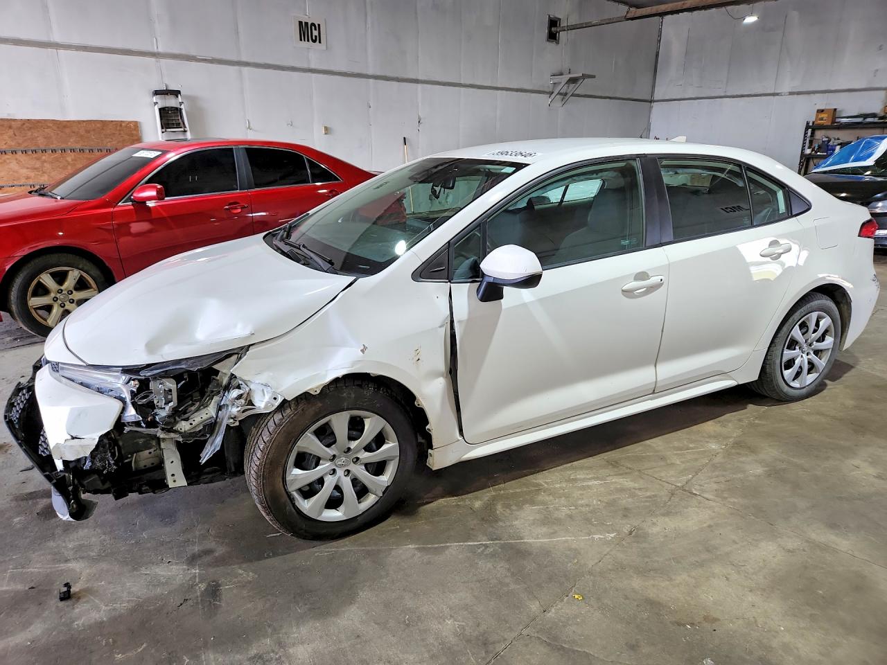 2021 Toyota Corolla LE, VIN 5YFEPMAE8MP149898 — Front end