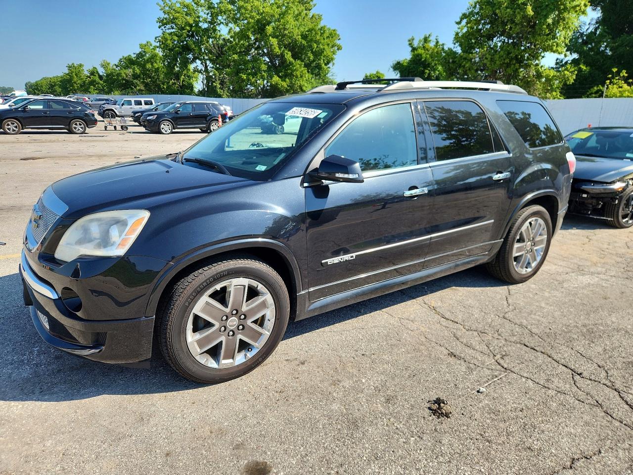 2012 GMC Acadia Denali, VIN 1GKKVTED0CJ108127 — Minor dents and scratches