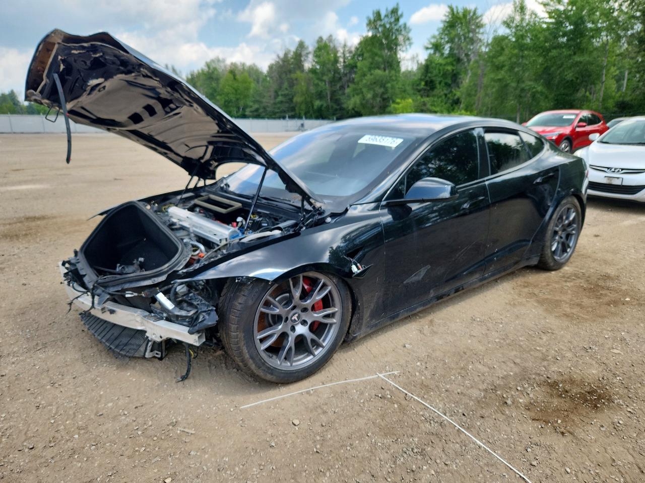 2022 Tesla Model S, VIN 5YJSA1E51NF471177 — Front end