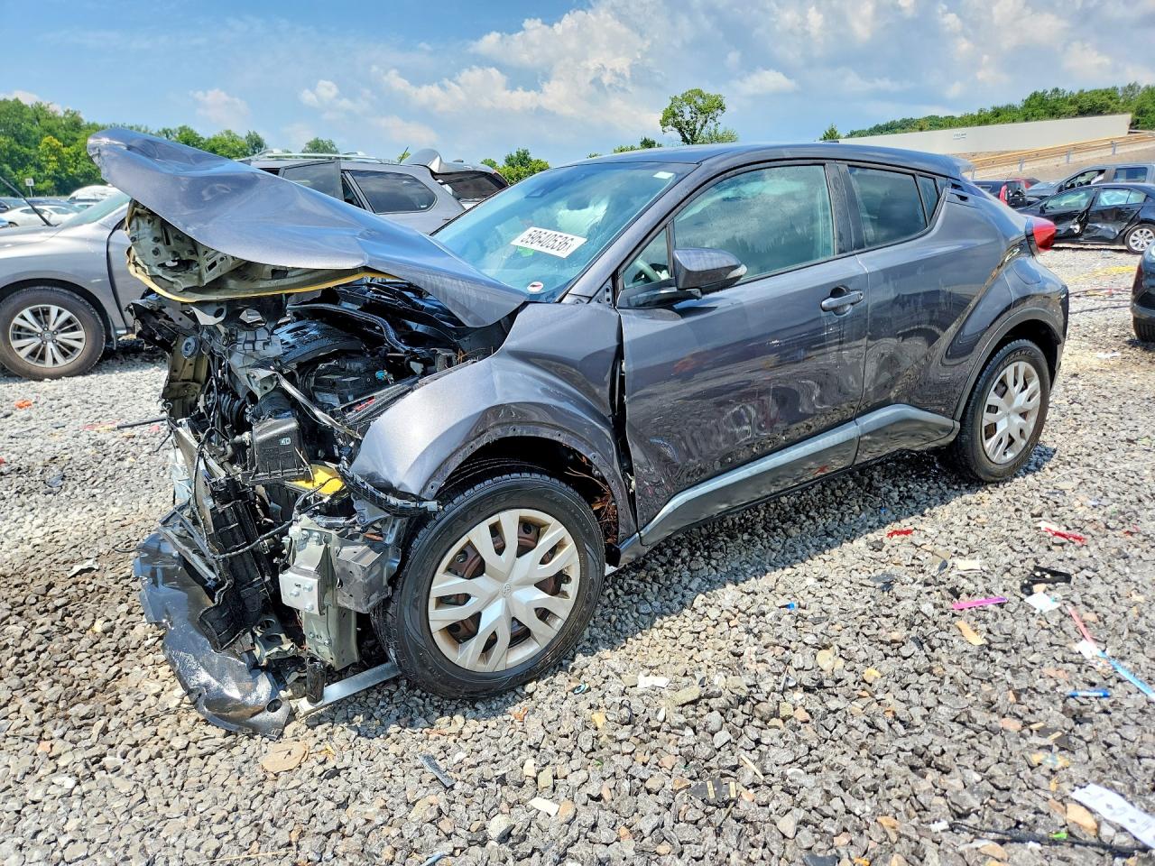 2021 Toyota C-HR XLE, VIN NMTKHMBX5MR126150 — Front end