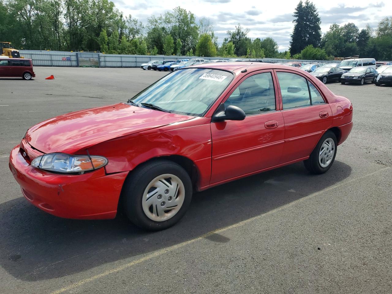 2001 Ford Escort Fleet, VIN 3FAFP13P01R101809 — Front end