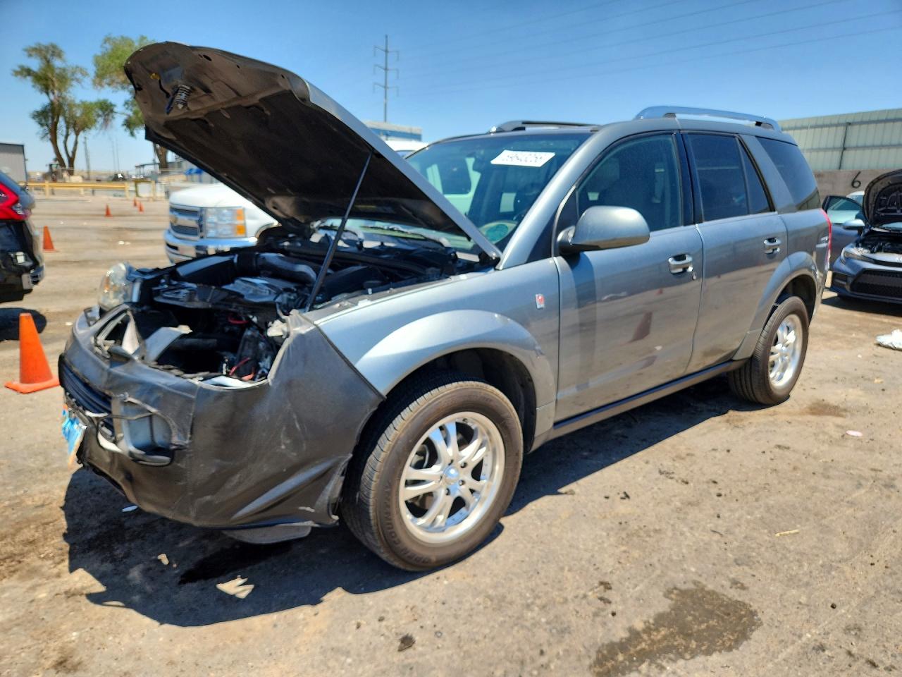 2006 Saturn VUE, VIN 5GZCZ53456S897813 — Front end
